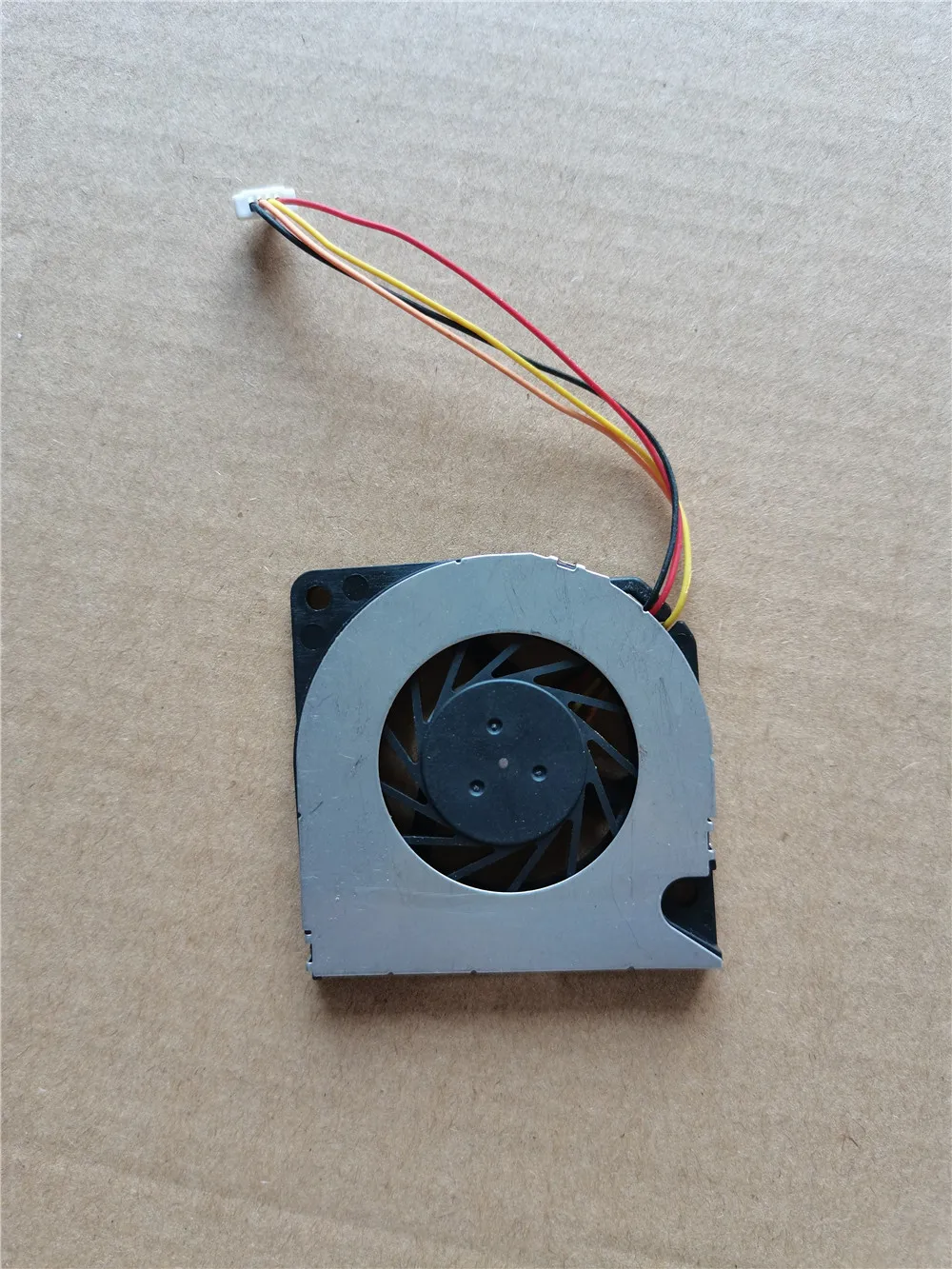 Ventilateur de refroidissement - Cpu Cooler avis et prix